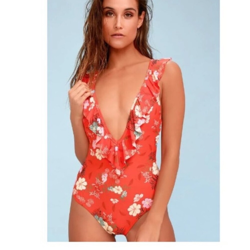 O’Neil one piece swimsuit. So cute. Size Large.